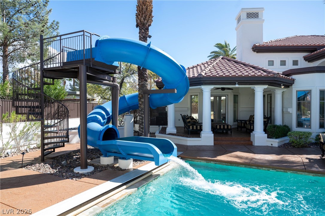 7440 Oak Grove Avenue