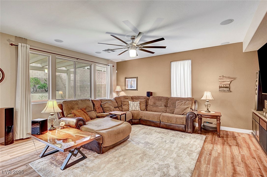 342 Shimmering Moon Street, Henderson, Nevada image 23