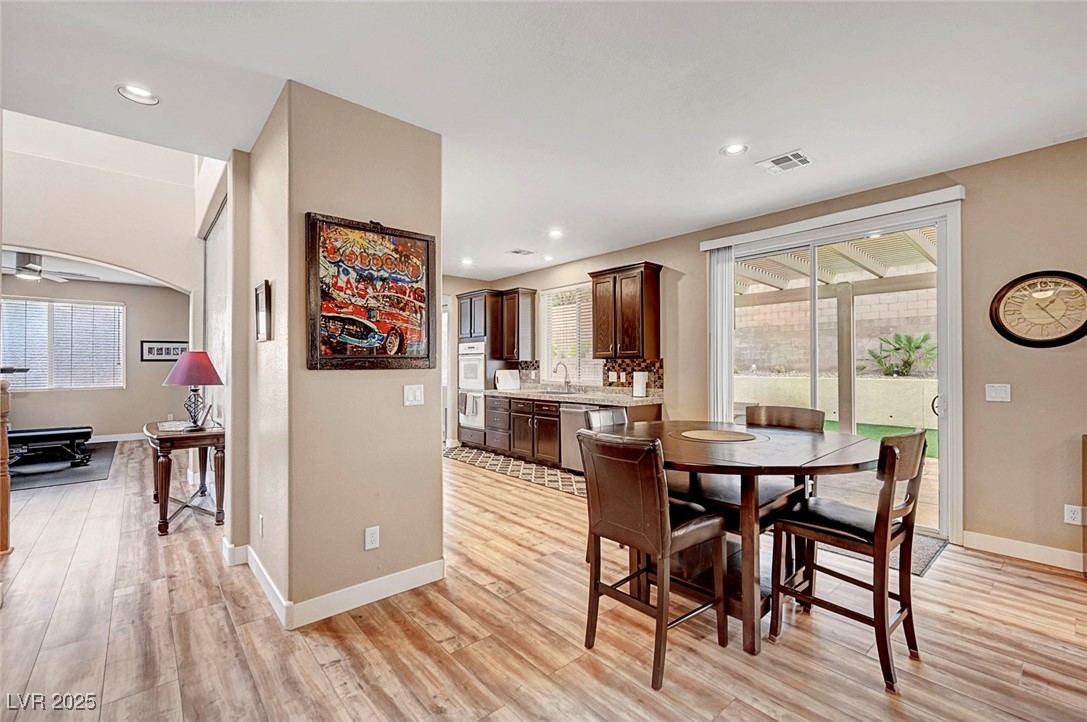 342 Shimmering Moon Street, Henderson, Nevada image 21