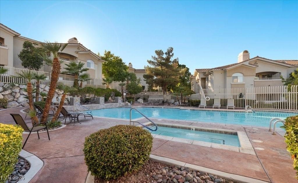 1521 Ruby Cliffs Lane 104