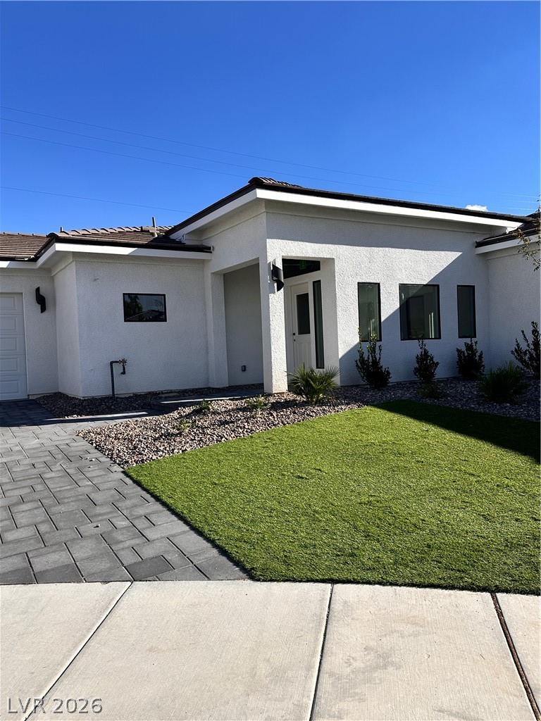 2560 Bonano Court