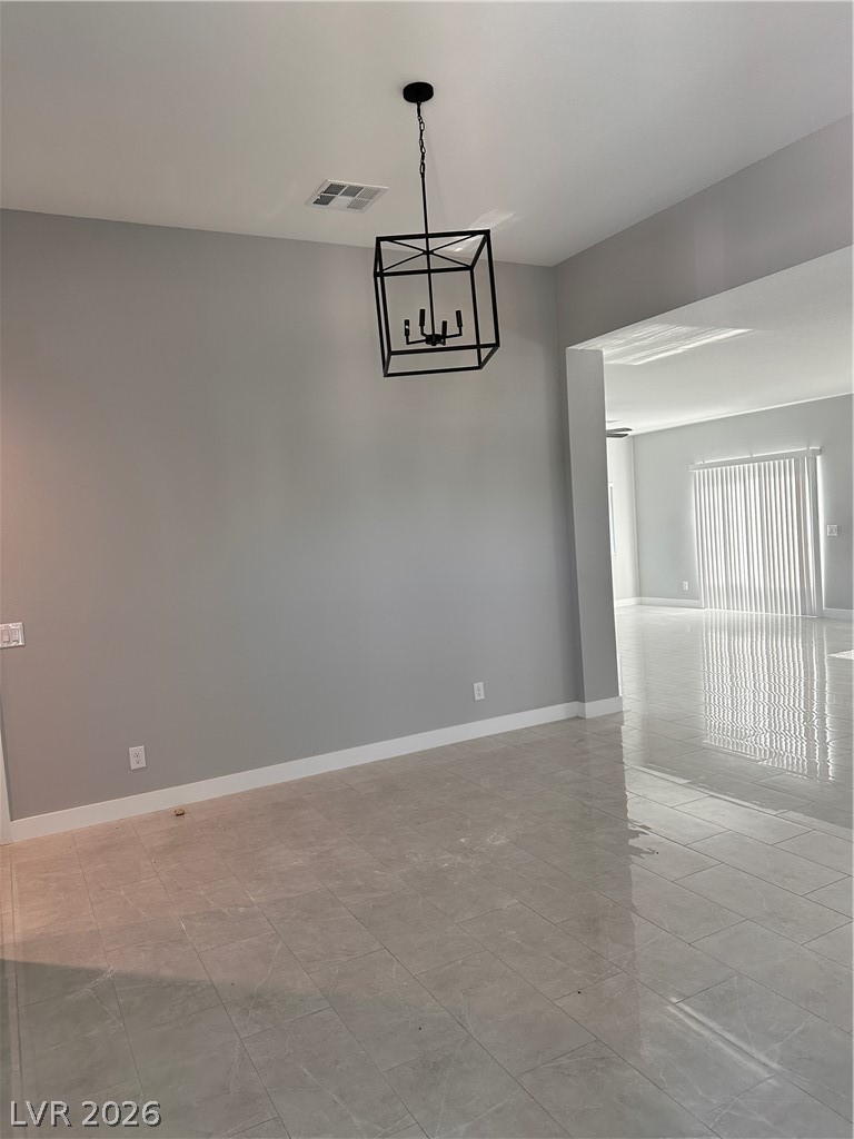 2560 Bonano Court