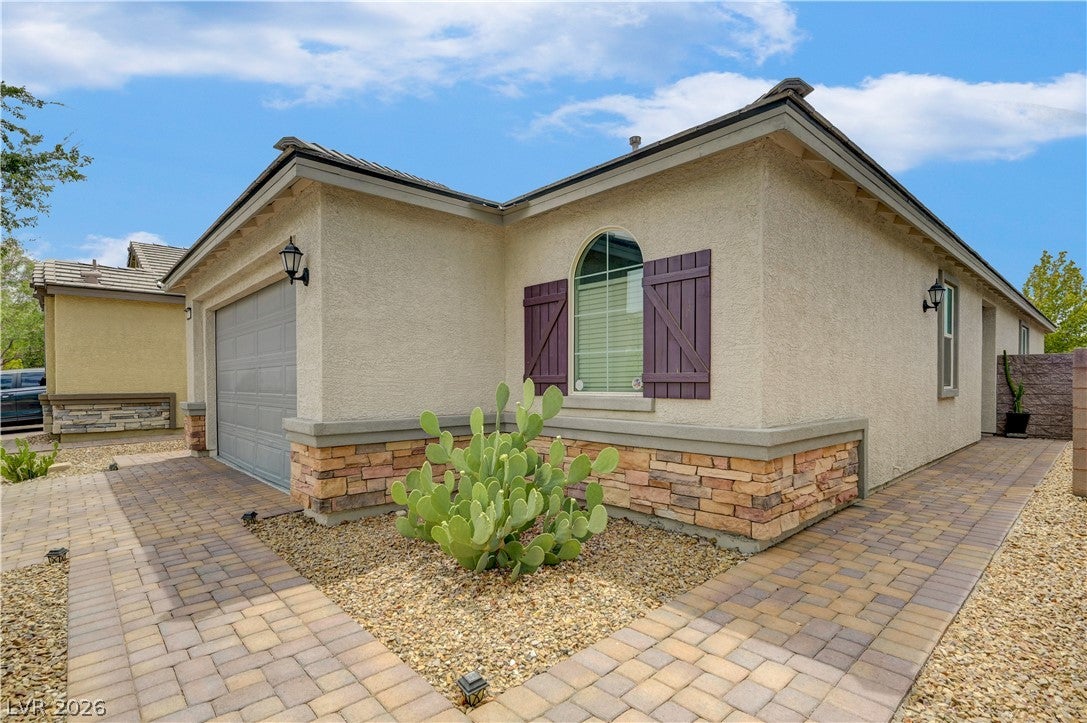 1305 Ossa Street