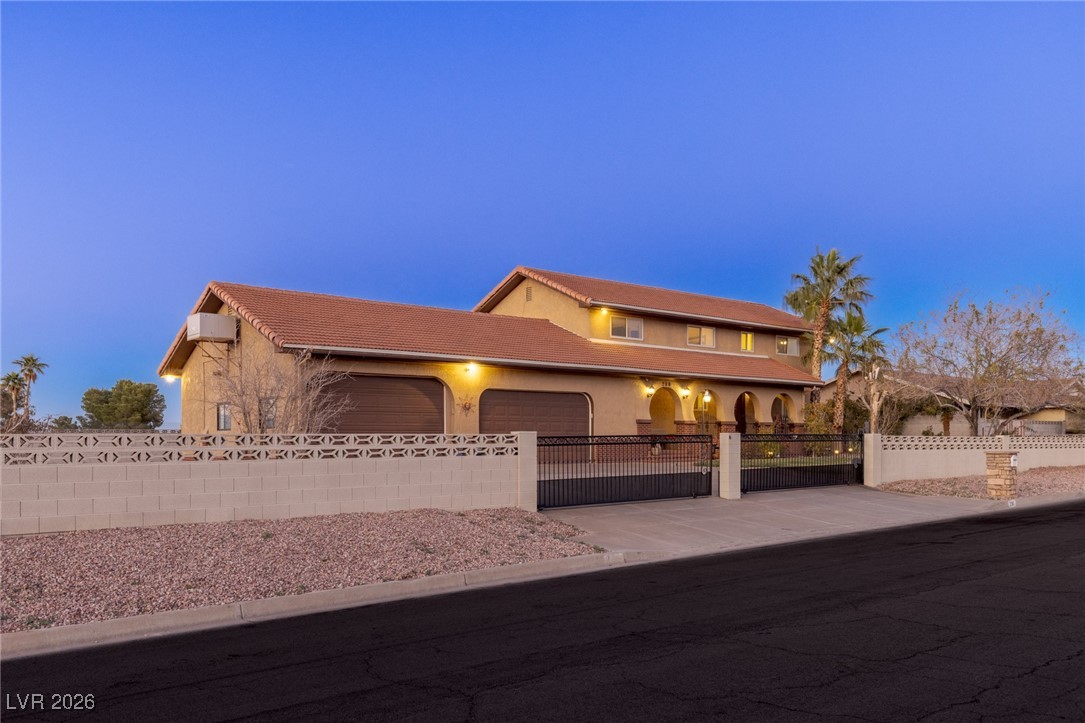 280 W Highland Drive