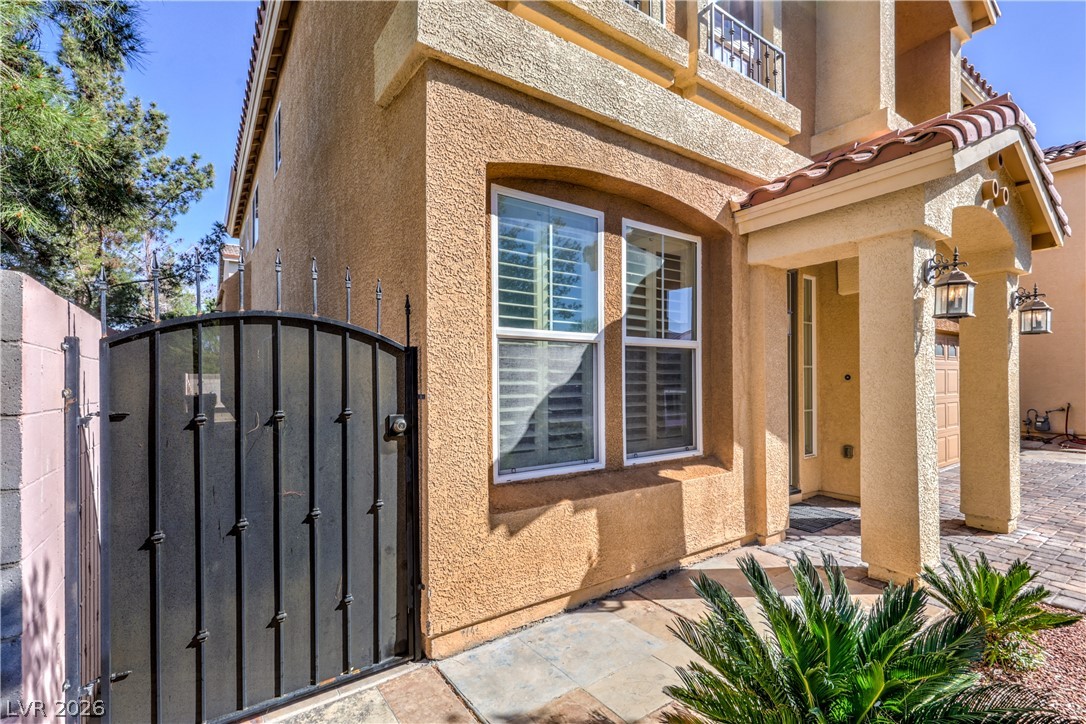 1010 Saffex Rose Avenue