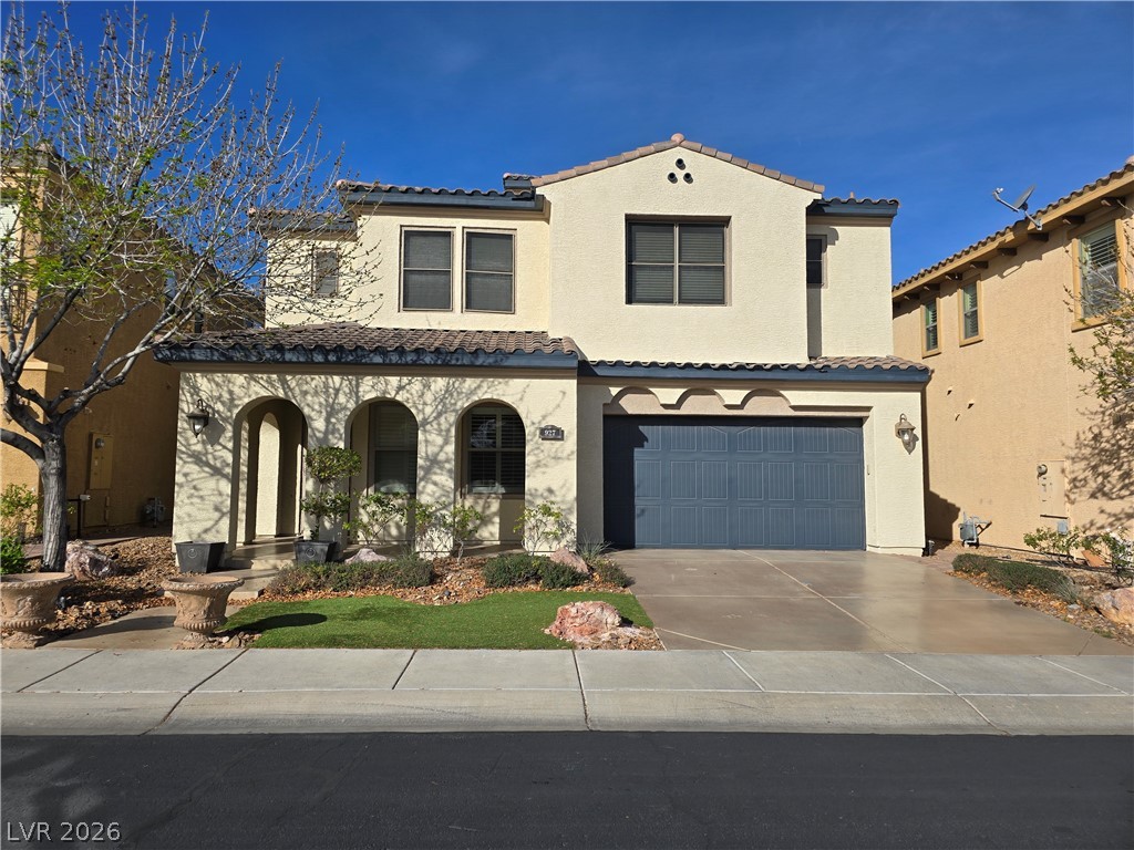 927 Via Canale Drive