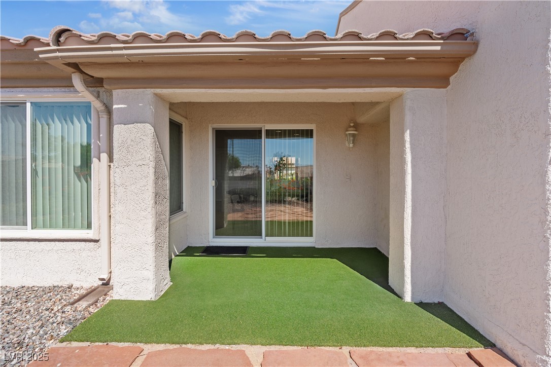 Las Vegas, Nevada 89134, United States, 2 Bedrooms Bedrooms, ,2 BathroomsBathrooms,Residential,Active,184595