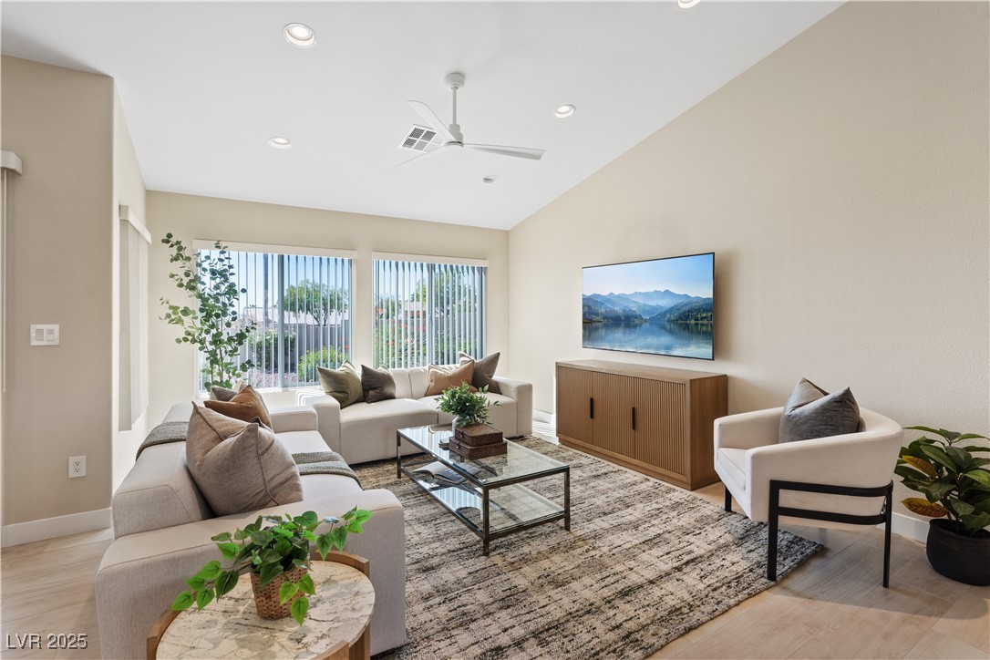 Las Vegas, Nevada 89134, United States, 2 Bedrooms Bedrooms, ,2 BathroomsBathrooms,Residential,Active,184595