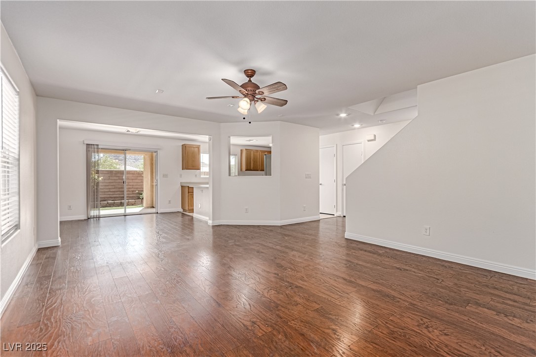 9237 Weeping Water Avenue