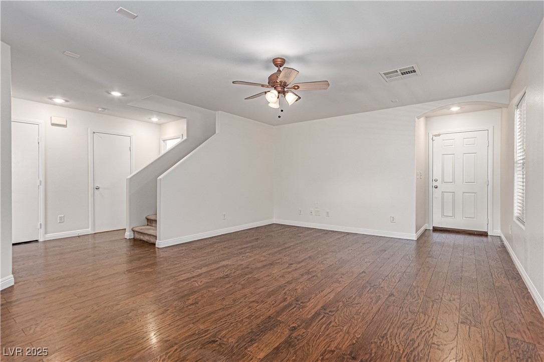 9237 Weeping Water Avenue