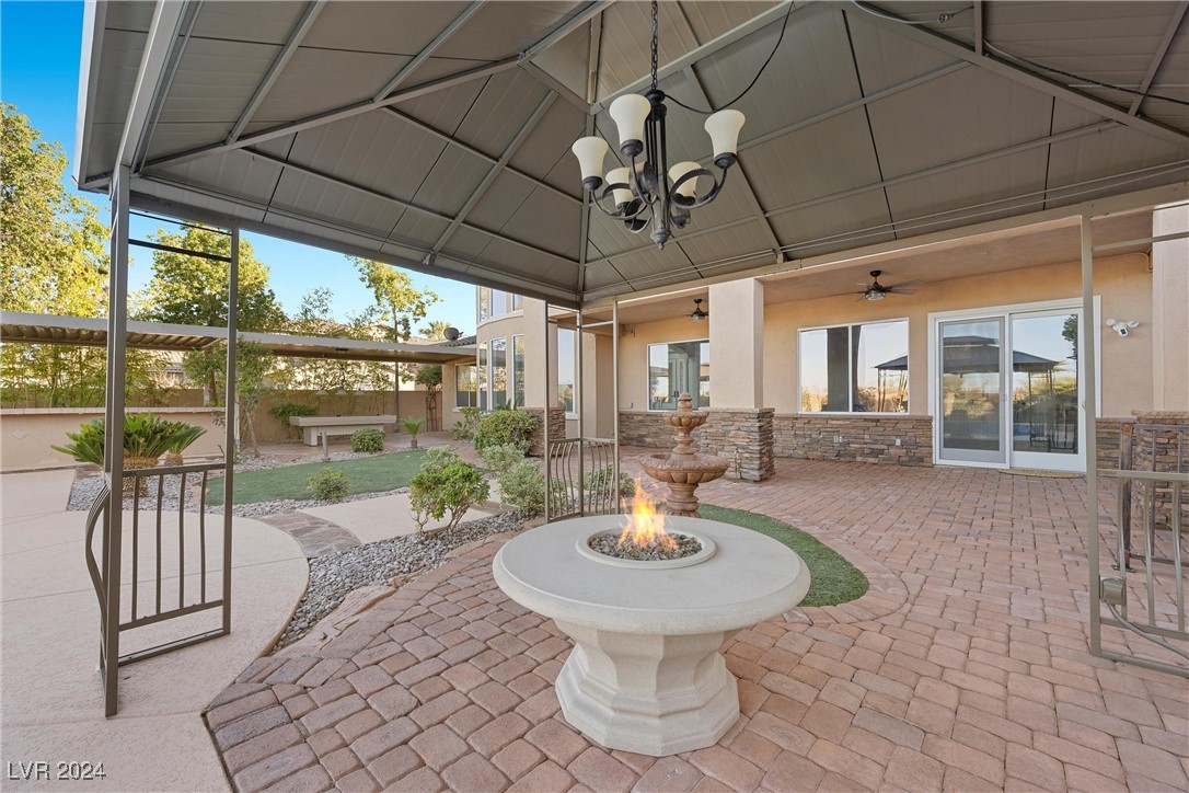 Henderson, Nevada 89052, United States, 6 Bedrooms Bedrooms, ,5 BathroomsBathrooms,Residential,Pending,30722