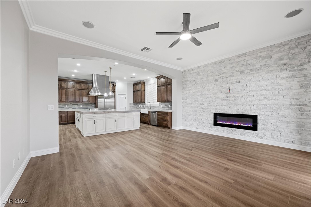 Henderson, Nevada 89052, United States, 6 Bedrooms Bedrooms, ,5 BathroomsBathrooms,Residential,Pending,30722