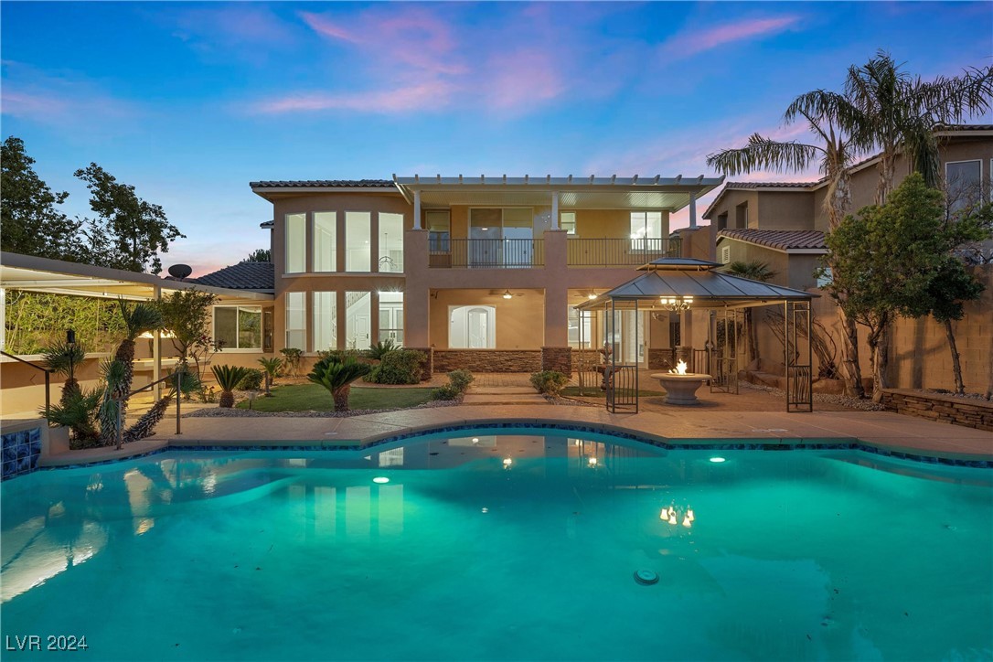 Henderson, Nevada 89052, United States, 6 Bedrooms Bedrooms, ,5 BathroomsBathrooms,Residential,Pending,30722