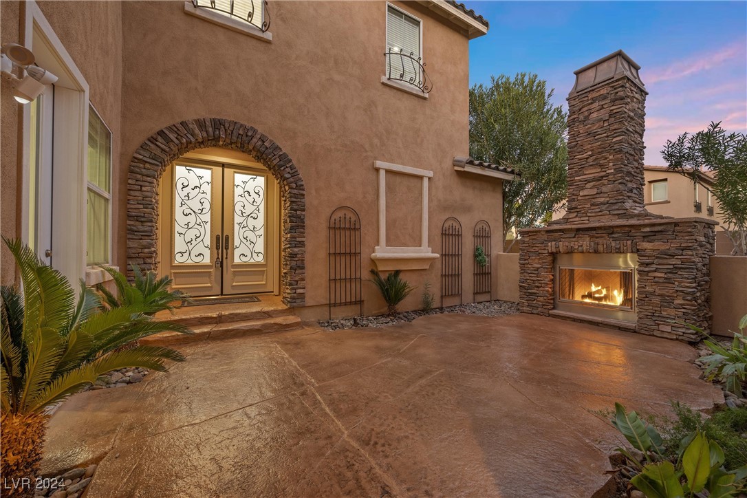 Henderson, Nevada 89052, United States, 6 Bedrooms Bedrooms, ,5 BathroomsBathrooms,Residential,Pending,30722