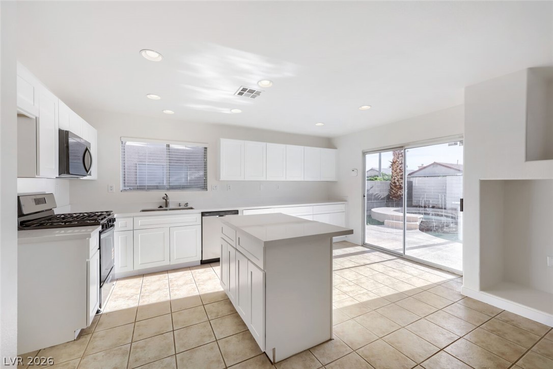 9034 Dulcimer Lane