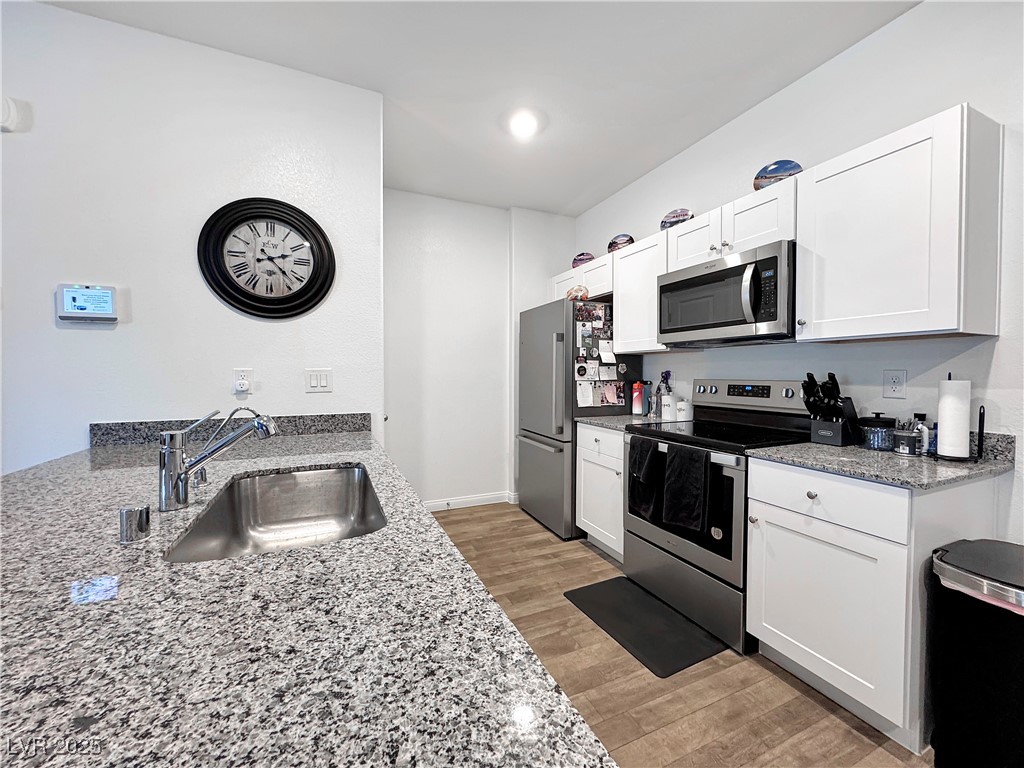 4114 Venus Falls Avenue, North Las Vegas, Nevada image 16