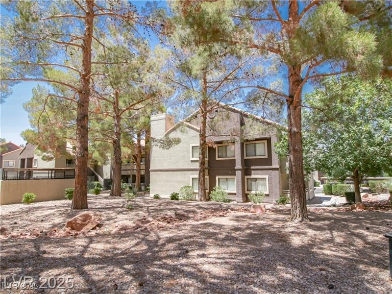 5042 S Rainbow Boulevard 103