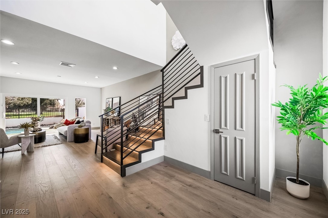 2861 Queens Courtyard Drive