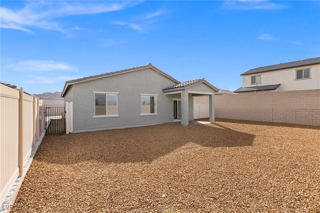 Properties 2 2721 Avril Point Street