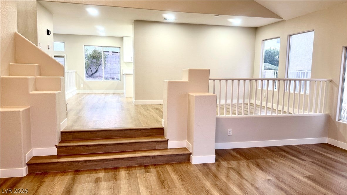 4595 Barnes Court