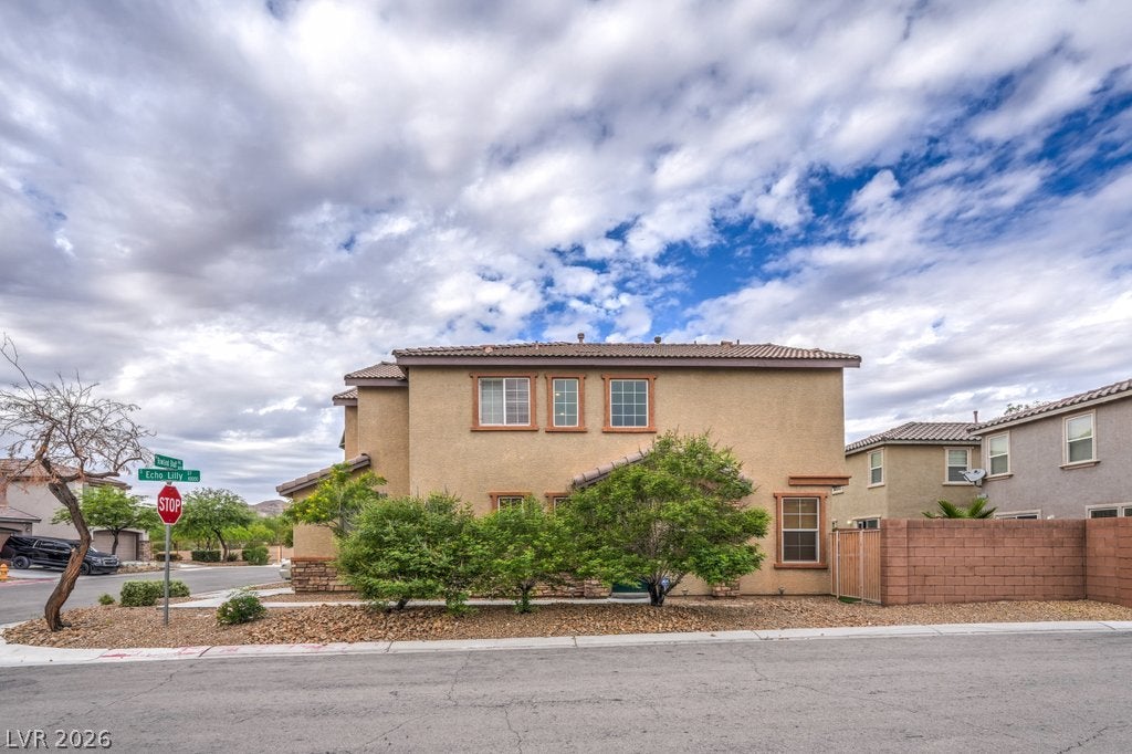 8684 Rowland Bluff Avenue