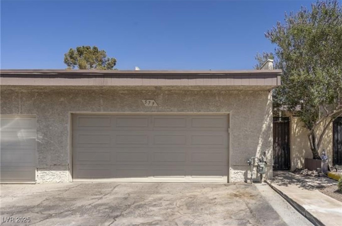 579 Rene Lane, Henderson, Nevada image 1