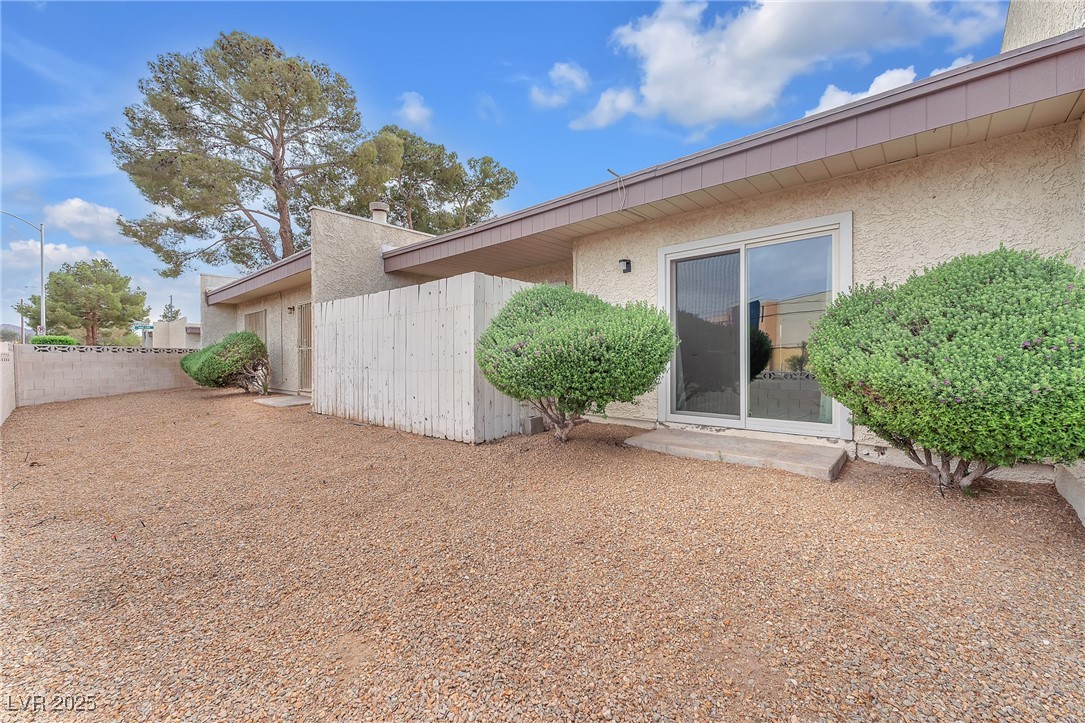 579 Rene Lane, Henderson, Nevada image 22
