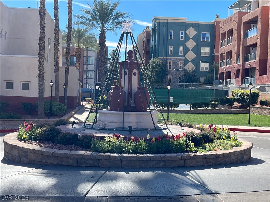 43 E Agate Avenue 201