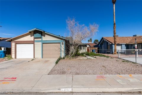 Townhouse For Sale - 5650 Sea Breeze Avenue<br/> Las Vegas, NV 89110