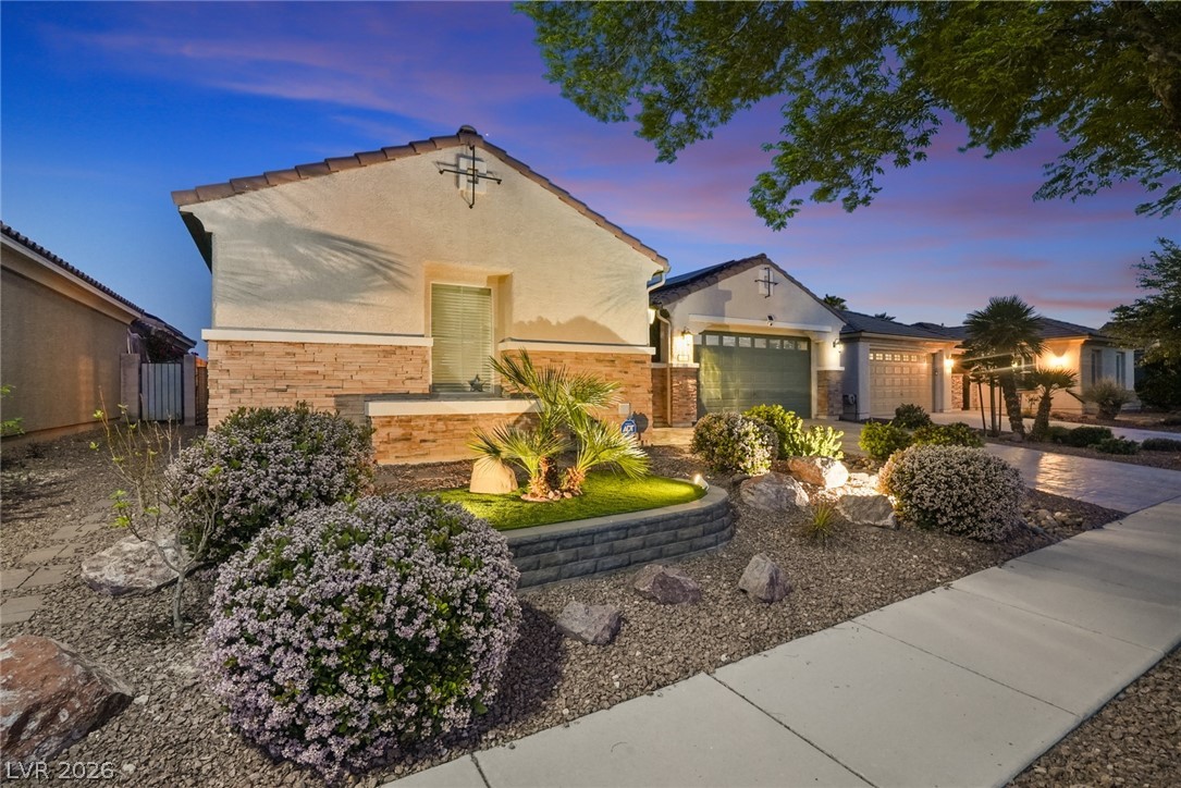 8300 Imperial Lakes Street