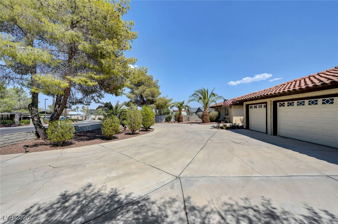 6975 Obannon Drive