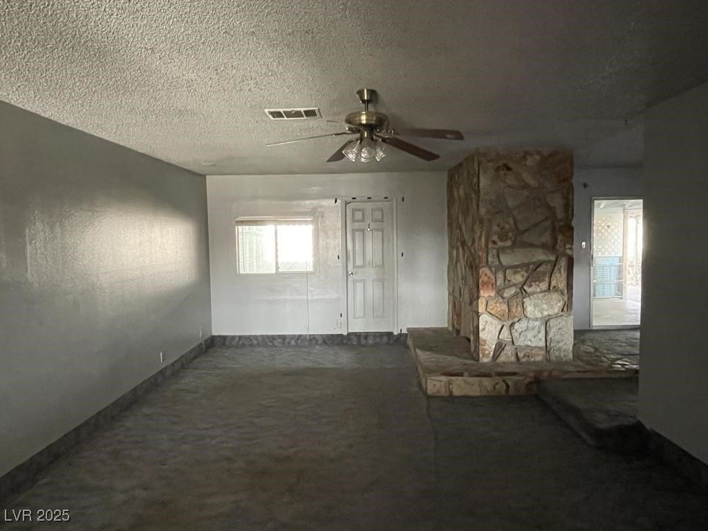 204 Bradshaw Way