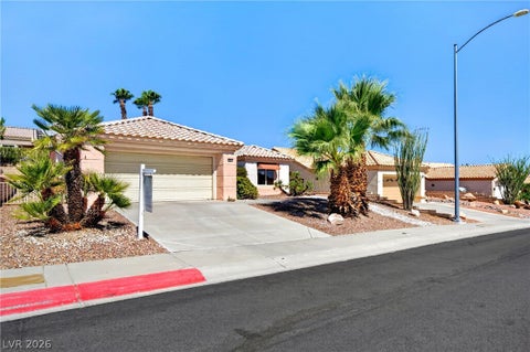 Homes For Sale - 2821 Hanging Rock Drive<br/> Clark County, Las Vegas, NV 89134