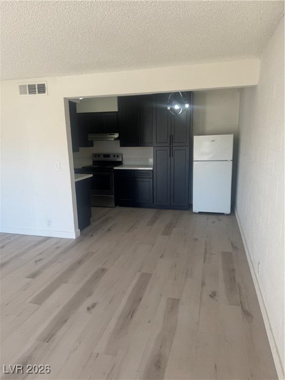 615 S Royal Crest Circle 13