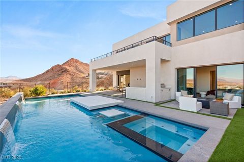 Photo of 10 SAND STAR Lane, Henderson, NV 89011 (MLS # 2666354)