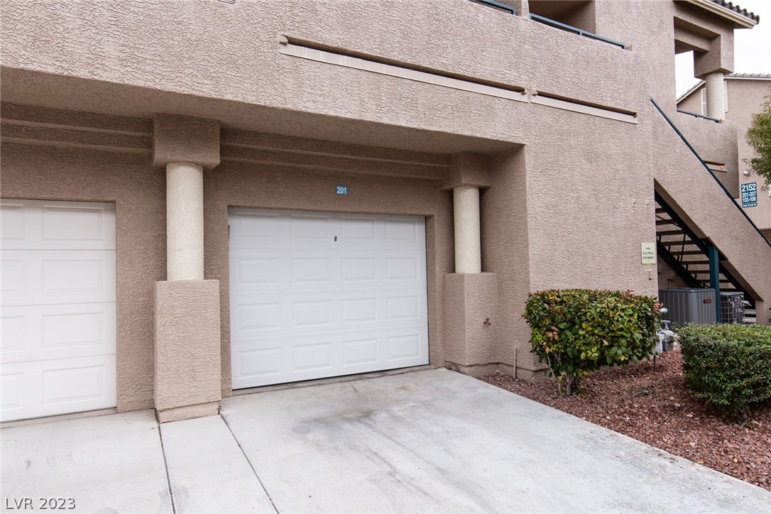 Photo 3 of 33 of 2100 Jade Creek Street 201 condo