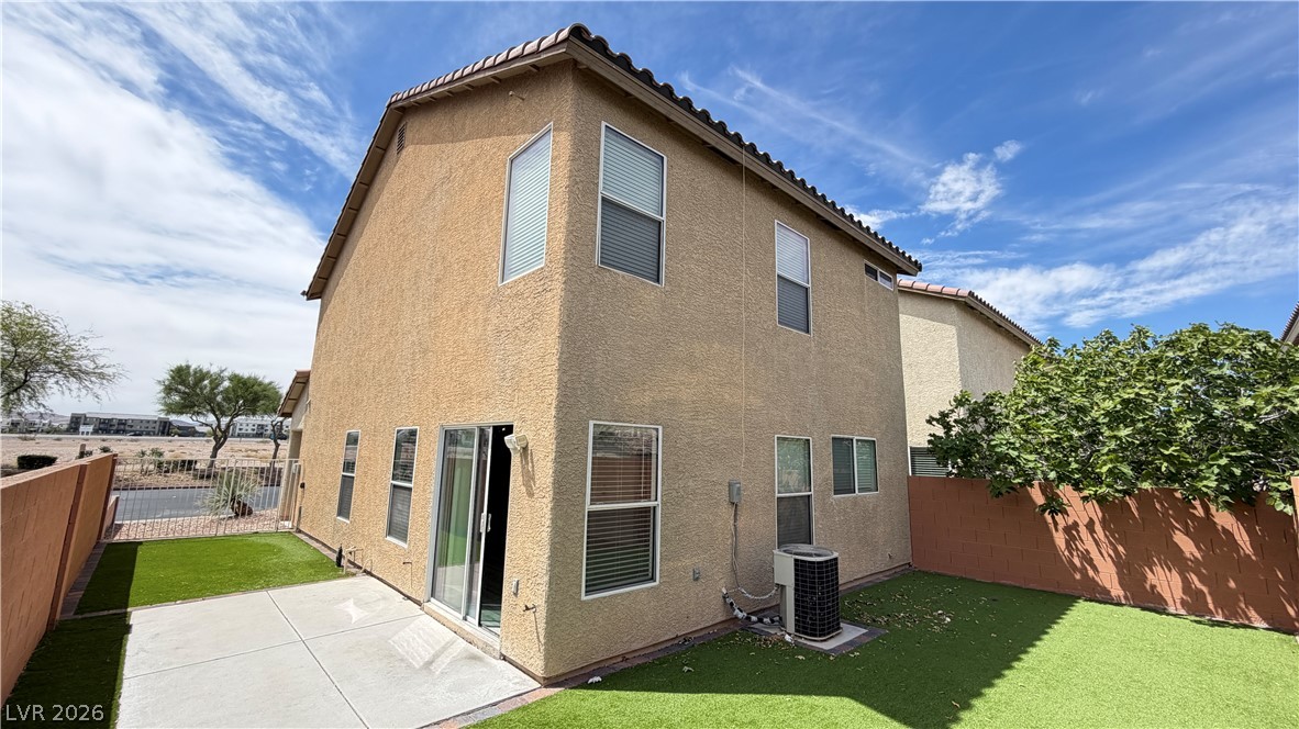 194 GILLIFLOWER Avenue 0