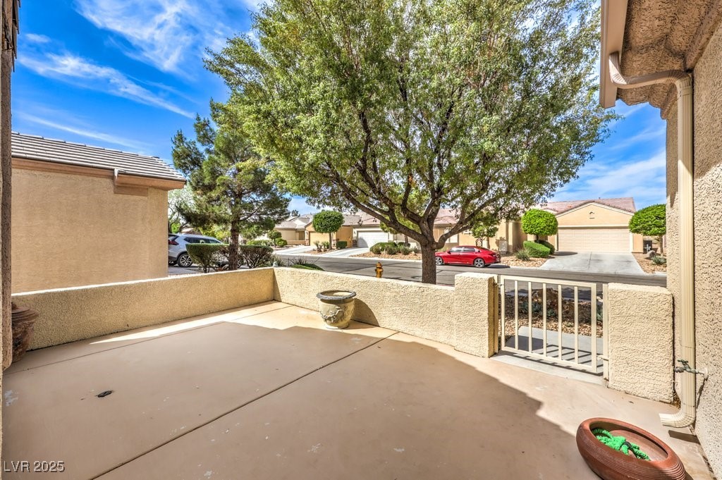 7824 Homing Pigeon Street, North Las Vegas, Nevada image 36