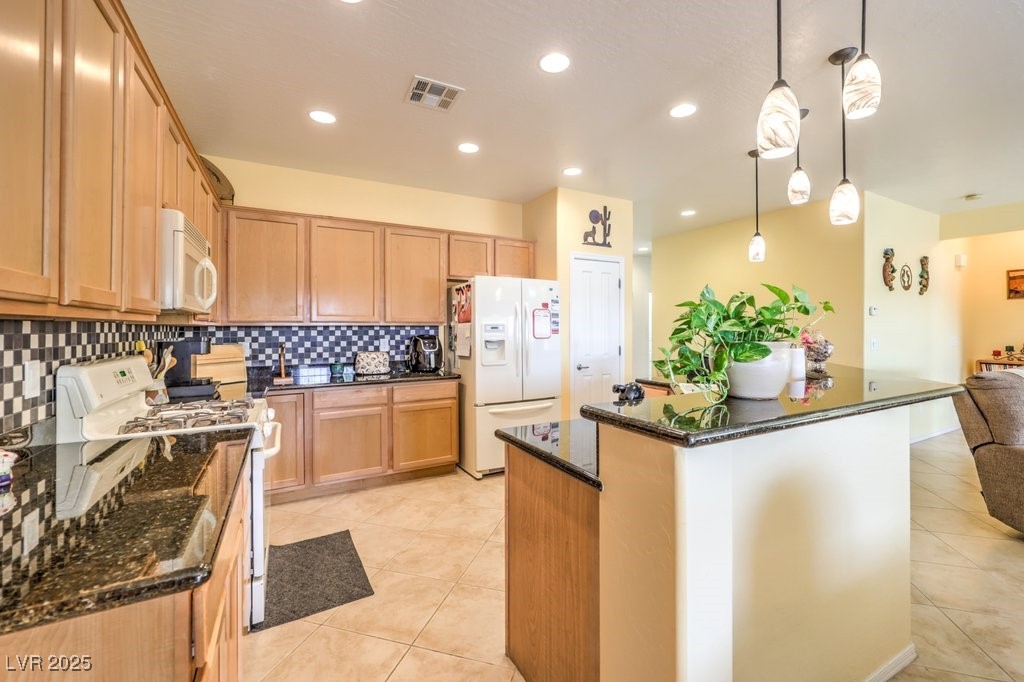7824 Homing Pigeon Street, North Las Vegas, Nevada image 5