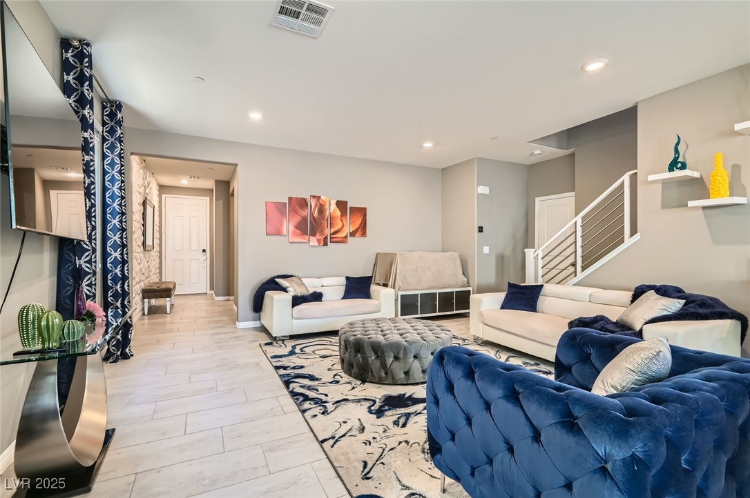 2806 Calle Cadiz