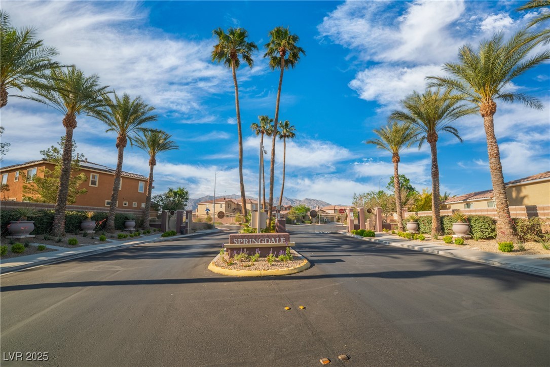2021 Royal Gardens Place, North Las Vegas, Nevada image 46