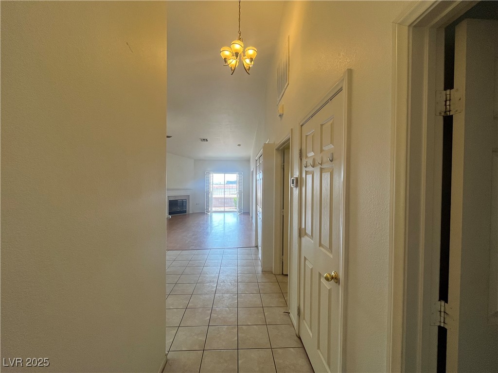 855 N Stephanie Street 1511