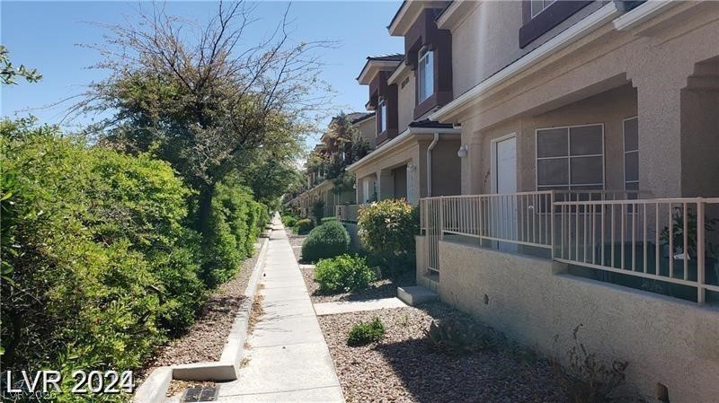 1236 Dusty Creek Street