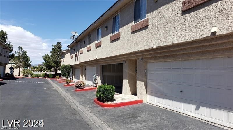Photo 1 of 50 — 1236 Dusty Creek Street, Las Vegas, NV 89128