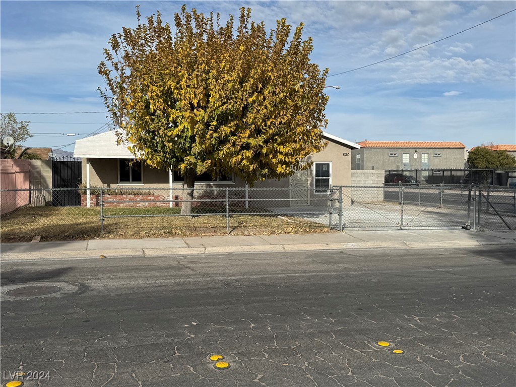 820 Judson Avenue, North Las Vegas, Nevada image 2