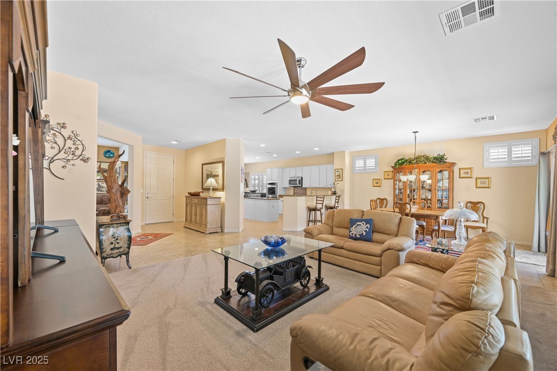 Henderson, Nevada 89044, United States, 2 Bedrooms Bedrooms, ,2 BathroomsBathrooms,Residential,Active,95162