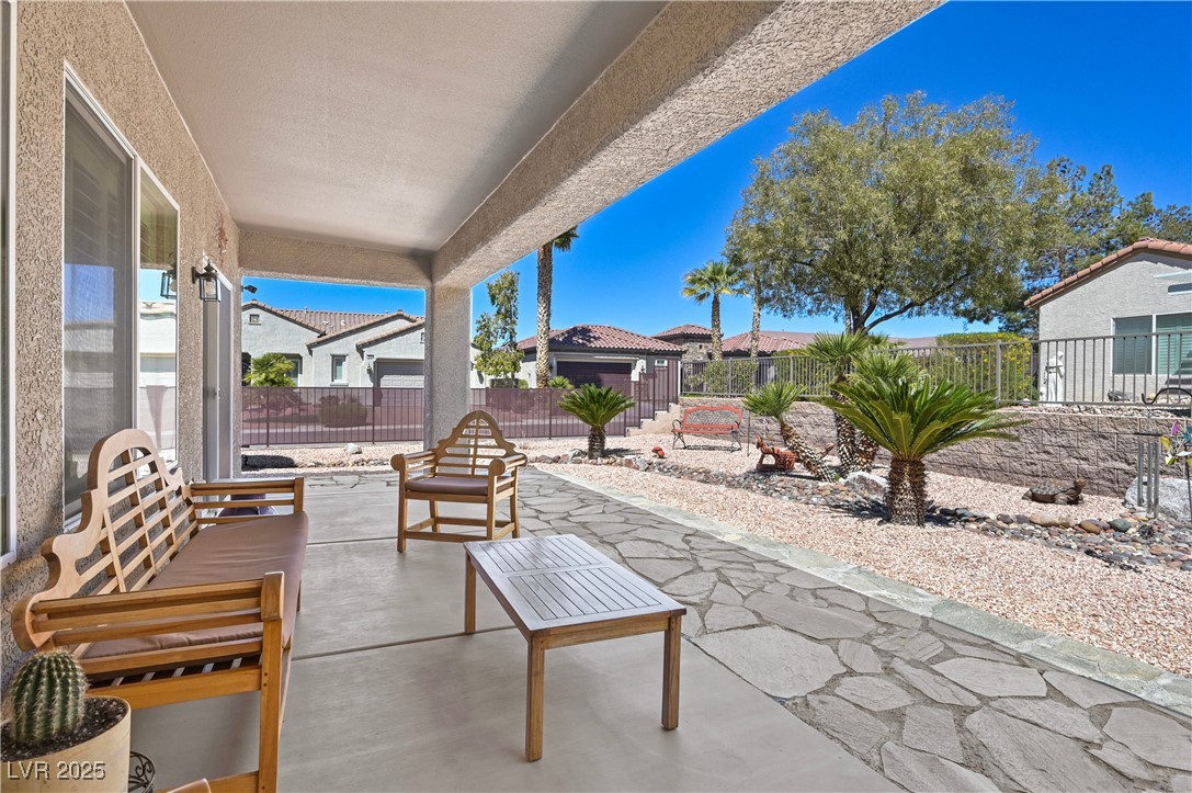 Henderson, Nevada 89044, United States, 2 Bedrooms Bedrooms, ,2 BathroomsBathrooms,Residential,Active,95162