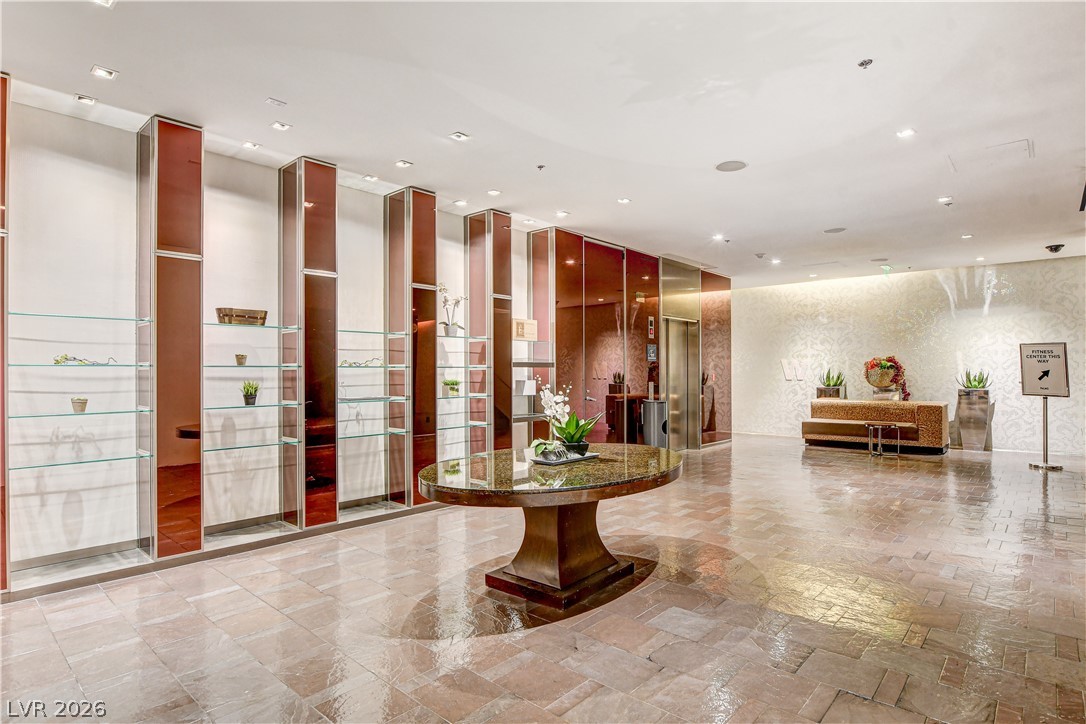 4381 W Flamingo Road 5207