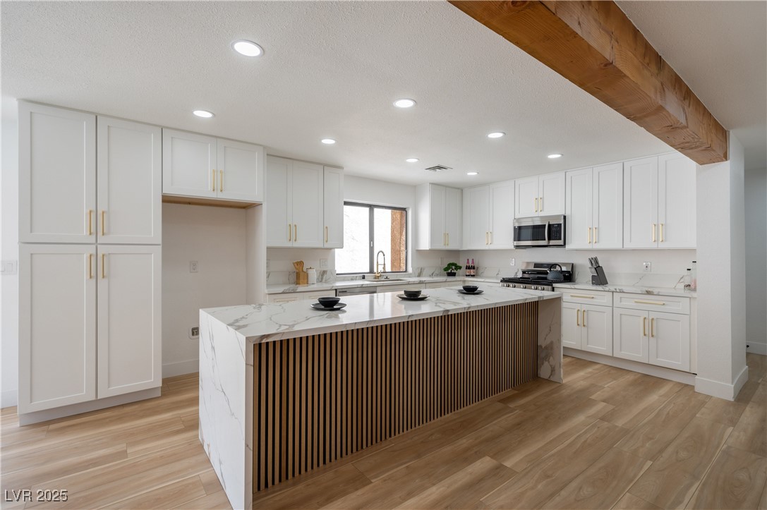 5145 Tennis Court