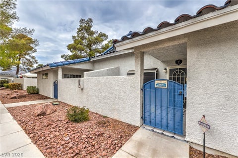 Townhouse For Sale - 2041 Willowbury Drive #D<br/> Las Vegas, NV 89108